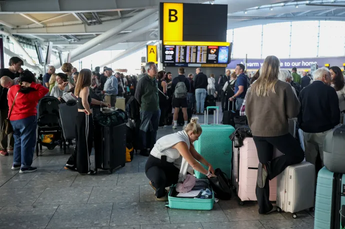 Nagyjából 300 járatot töröltek kedden Nagy-Britanniában, mert meghibásodott a légi irányítási rendszer