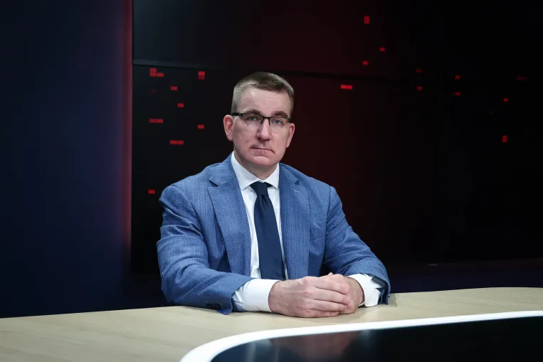Russia is big, but its resources are not infinite; replacing those who have been expelled from Hungary will be difficult