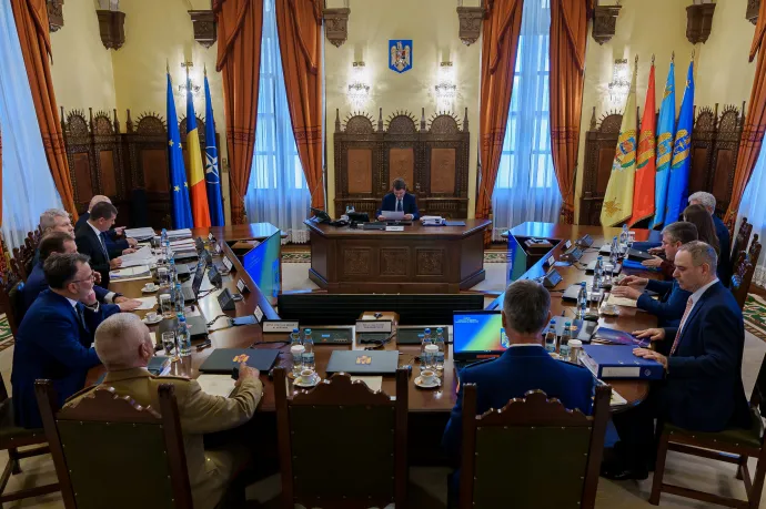 Nicușor Dan 20 román katona részvételét kérte az ukrajnai háborúval kapcsolatos műveleti parancsnokságon, Georgescu már az elmozdítását kéri
