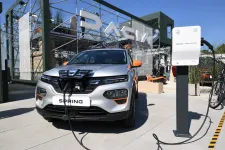 Már közelíti a Dacia új villanyautójának megfizethetősége a hagyományos slágermodelljéét