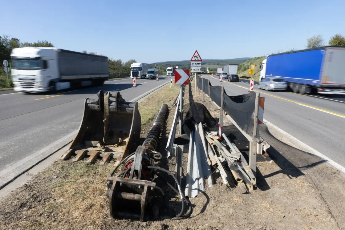 Közel duplájára kellett emelni a Mészáros-féle autópálya-koncessziós cégnek járó összeget