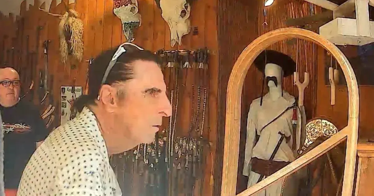 Alice Cooper koncert Budapesten: Örök kép a Szkíta Kézművesboltban Alice Cooper koncert Budapesten: Örök kép a Szkíta Kézművesboltban