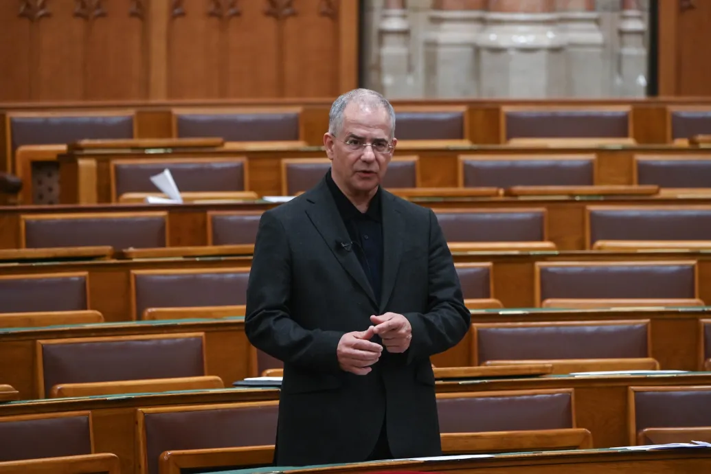 Felülbírálták Kósa Lajosék utónévtörléseit Tarr minisztériumában, új szabályozást készítenek az elbírálásról