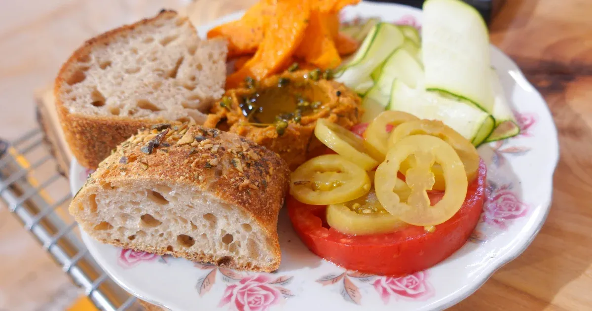 A pékség, ahol beleállnak a vegánságba – de nem is ez a lényeg, hanem hogy a kenyérnek íze legyen