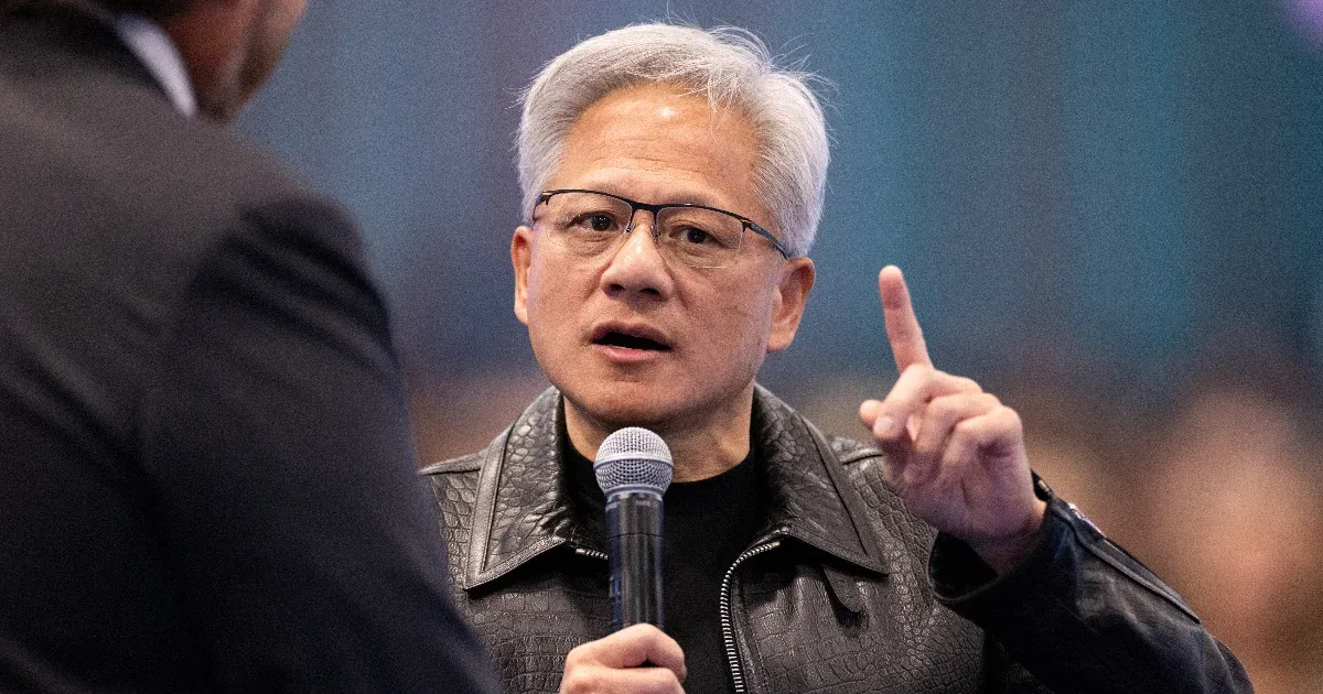 Jensen Huang: „Nincs szükségünk új törvényekre az MI-fejlesztés terén”