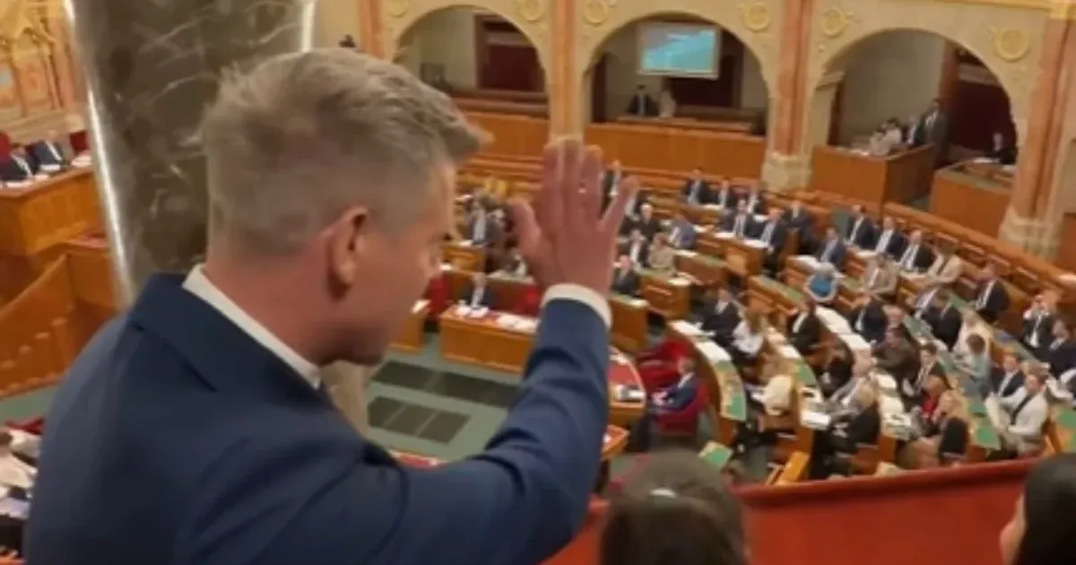 Gyerekek látogatták meg és figyelték meg a parlament munkáját