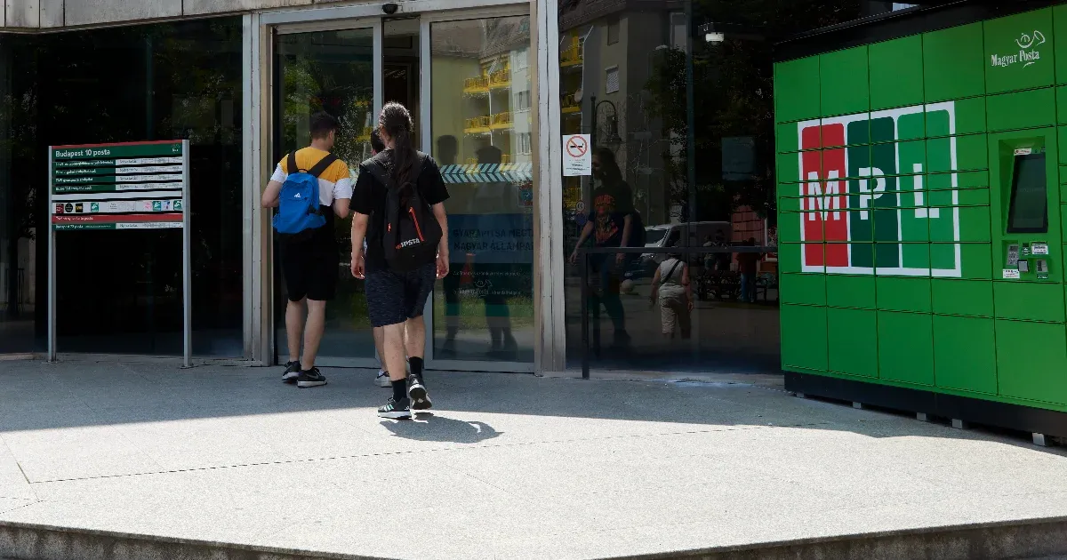 A postai csomagkézbesítés kihívásai a Magyar Posta ügyfelei számára A postai csomagkézbesítés kihívásai a Magyar Posta ügyfelei számára