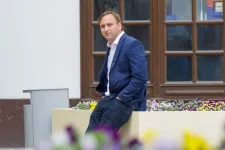 Őrsi Gergely lovári nyelvet tanul a cellatársaitól letartóztatása alatt