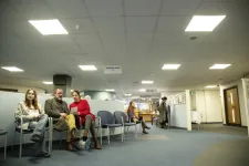 Külföldön dolgozol, lejár a személyid, és máris azon kapod magad, hogy ezreket költesz a hazautazásra
