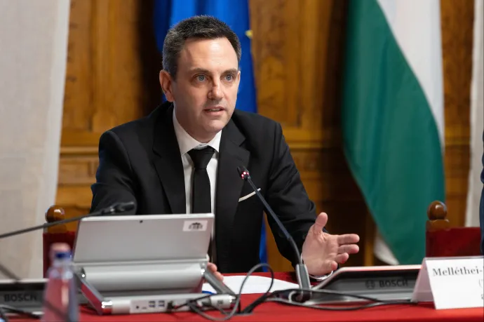 Melléthei-Barna Márton szerint rá hivatkozva pénzt csaltak ki emberektől