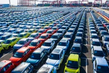 Önmérsékletre kérné az európai autópiacon taroló Kínát az EU