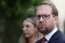Dominic Fritzet egy olyan mondatért ostorozzák ezúttal, amely állítólag nem is az ő száját hagyta el