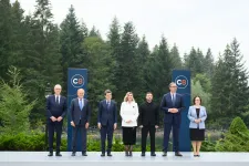 Új regionális együttműködést jelentett be Zelenszkij, Magyarország is a tagok között van