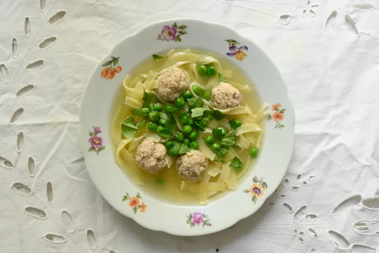Mi a különbség egy 300 éves és egy mai húslevesrecept között?
