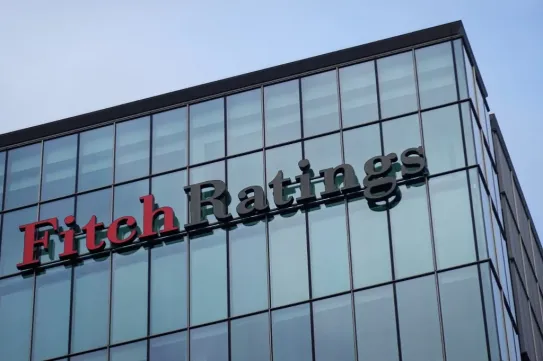 Románia közelít a bóvli kategóriához, az adók hatékonyabb beszedésében lát mozgásteret a Fitch Ratings