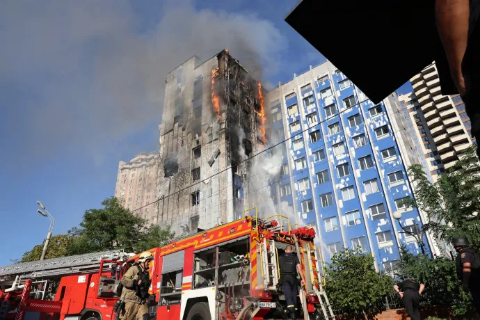Ukrán dróntámadás érte egy orosz atomerőmű hűtőtornyát