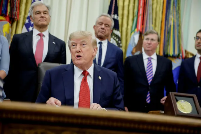 Trump aláírta, jöhetnek az amerikai szankciók Oroszország ellen