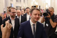 Siegfried Mureșan kész tárgyalni a PSD-vel a kormányalakításról, az AUR-ral nem fog
