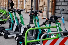 Darabonként 11 ezerért árulják az e-rollereket, amiken egy magyar állami cég is bukhatott