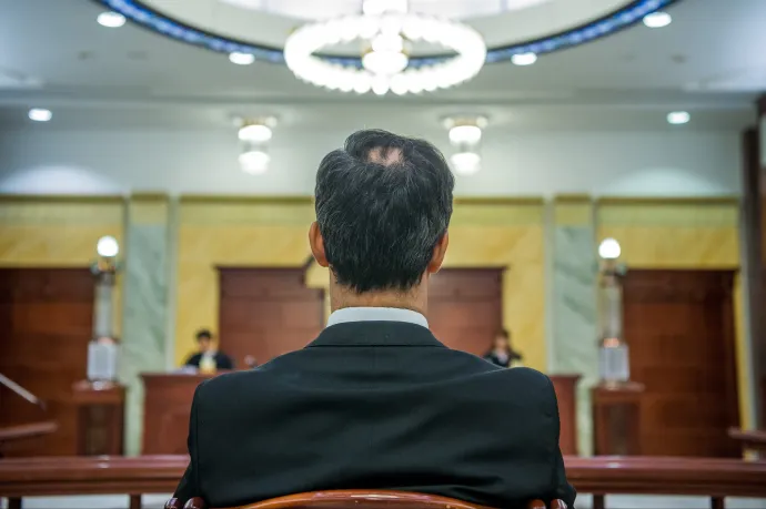 Nem kerül feltételesen szabadlábra a lúgos orvos