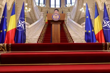 Hatvankilenc szervezet kéri Nicușor Dantól az újságírókat és civileket védő anti-SLAPP törvény kihirdetését