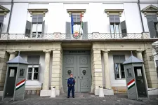 Katonák védenek majd kiemelten fontos állami épületeket, a rendőrséggel közösen