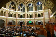 Nem választotta meg a parlament a Fidesz és a KDNP jelöltjeit a Médiatanácsba