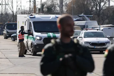 Az aranykonvoj-ügy miatt farolhatott ki a Tisza Baka András jelöltje mögül