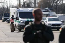 Az aranykonvoj-ügy miatt farolhatott ki a Tisza Baka András jelöltje mögül