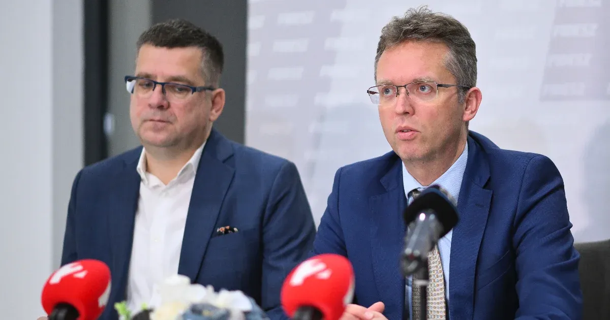 Magyar Péter, Hankó Balázs és Seszták Miklós mentelmi jogát is kikéri az ügyészség