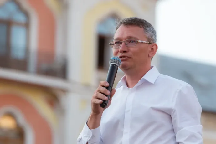 Csomortányi István szerint a véleménynyilvánítása miatt perelte be őt az RMDSZ Bihar megyei szervezete