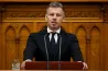 Magyar Péter kezdeményezi a képviselők mentelmi jogának eltörlését a közvádra üldözendő bűncselekményeknél