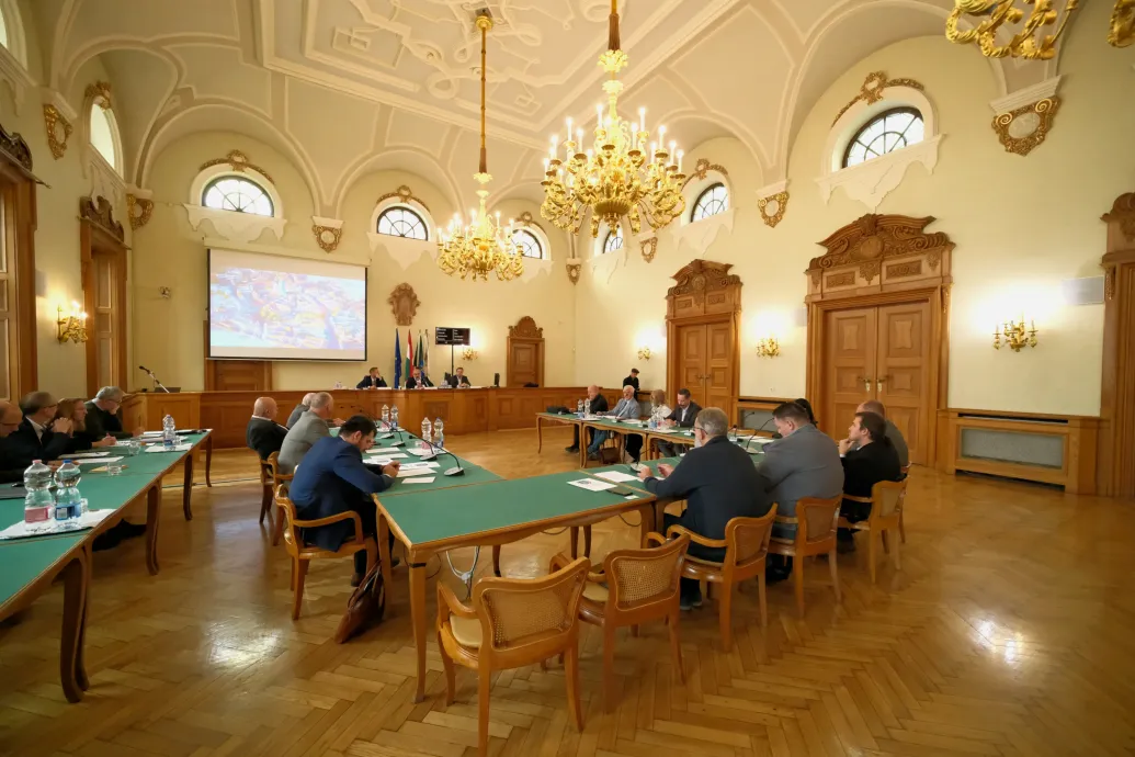Az önkormányzatiságot félti a baranyai közgyűlés, ami a fideszes elnök szerint nem kifizetőhely