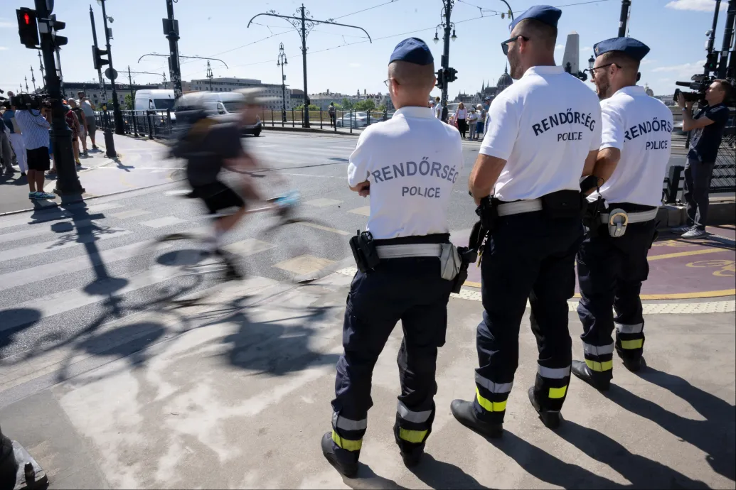 Még mindig 9000 fős hiány van a rendőrségben, de több a visszatérő, mint a leszerelő