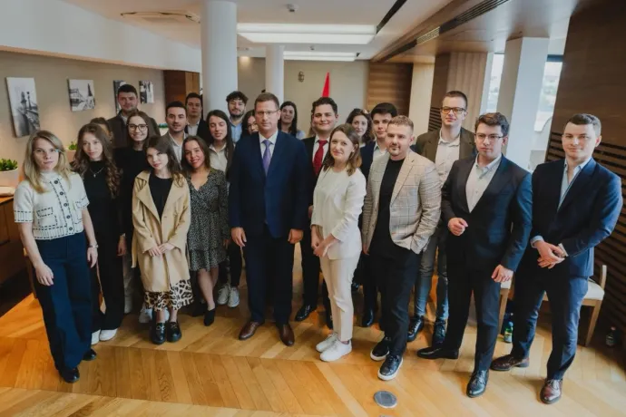 MCC-s pénzek nélkül, fapados verzióban tolja tovább az RMDSZ az Erdélyi Politikai Iskolát