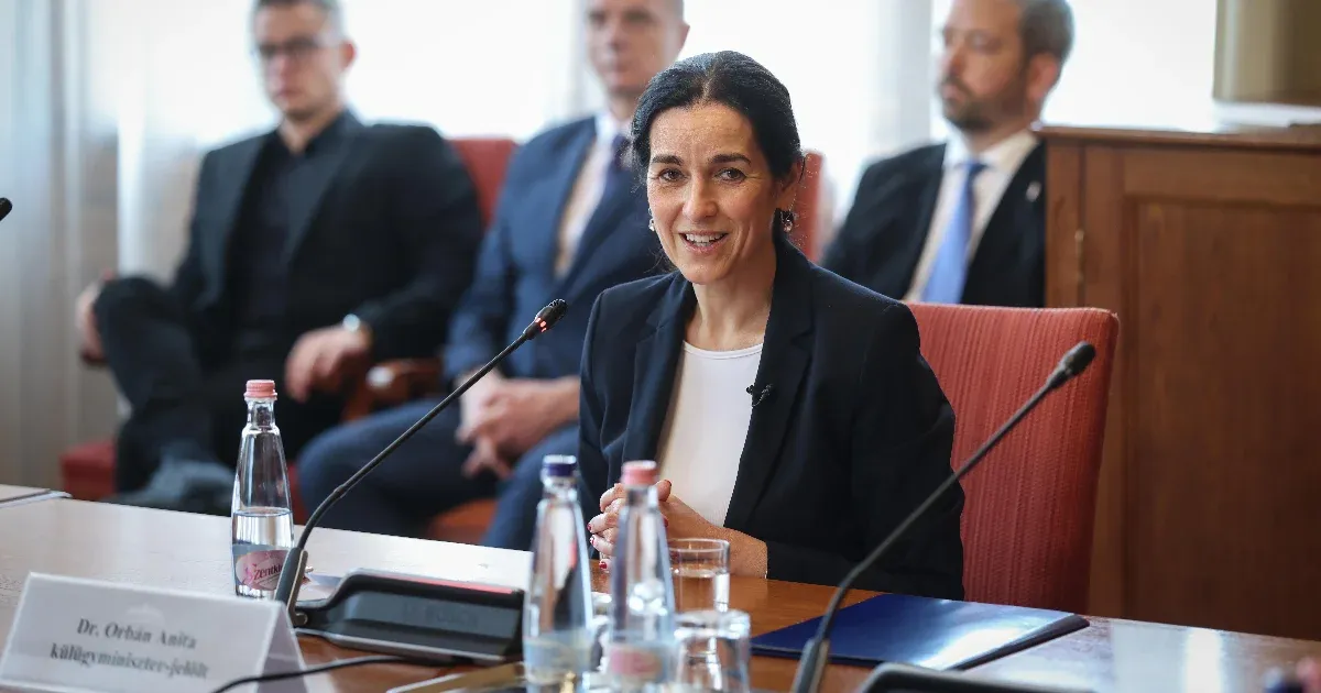 14 nagykövet felmentése a Magyar Közlönyben: Kinevezések és változások a magyar diplomáciában 14 nagykövet felmentése a Magyar Közlönyben: Kinevezések és változások a magyar diplomáciában