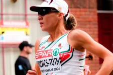 Új magyar maratoni csúcsot futott Vindics-Tóth Lili, csak nyolc férfi előzte meg Varsóban