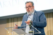 L. Simon László: A legnagyobb hibának tartanám, ha a Libri állami kézben maradna