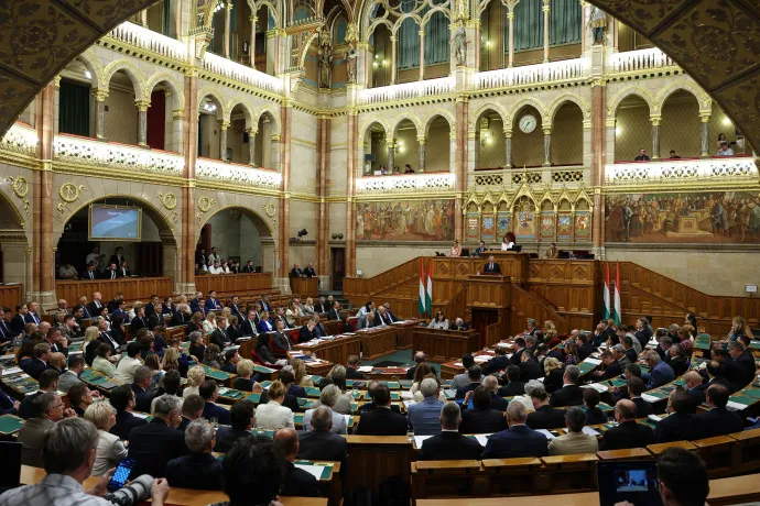 Magyar Péter miniszterelnök napirend előtt szólal fel az Országgyűlés őszi ülésszakának első plenáris ülésén, 2026. szeptember 7-én – Fotó: Huszti István / Telex