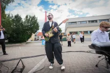 Hat év után kiszáll Beton.Hofi zenekarából Kovács Gerrison gitáros