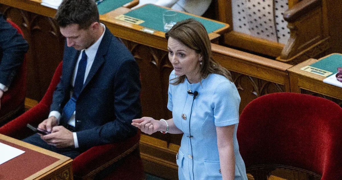Feljelentést tettek a kormány egy 1,8 milliárd forintos támogatási szerződése ügyében Feljelentést tettek a kormány egy 1,8 milliárd forintos támogatási szerződése ügyében