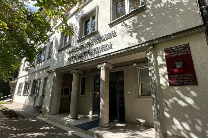Nem akarnak nagyra nőni: 80 éve a személyes műhelymunkában hisz a Marosvásárhelyi Művészeti Egyetem