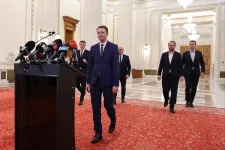 Továbbra sem látszik, hogy ki fogja megszavazni a Mureșan-kormányt, és egy lépésre kerülhetünk az előrehozott választásoktól