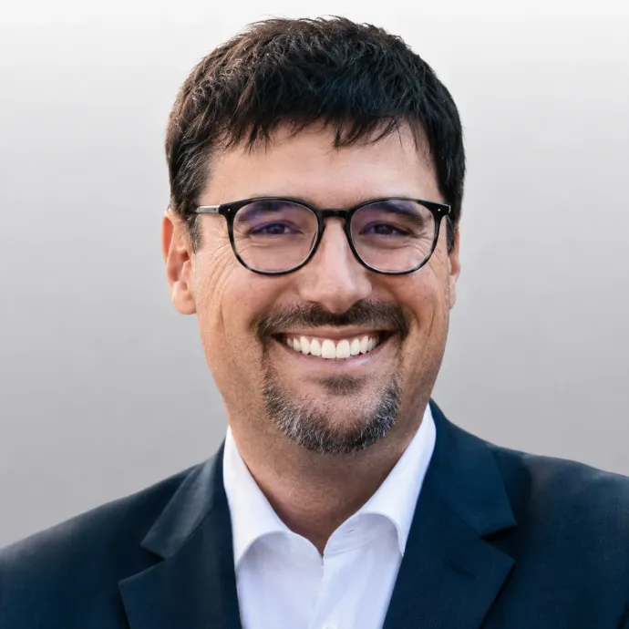 Szendrői Gábor – Forrás: CMBP