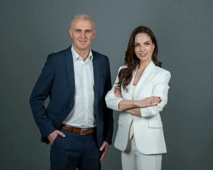 Pokol László vezérigazgató és Varga-Futó Ildikó kereskedelmi igazgató – Fotó: Green Cloud