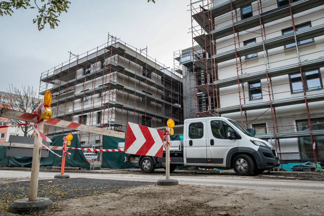 Három év után idén beindult a gazdaság, de a felívelő GDP-adatra még várni kell
