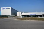 Európai autógyárak állnak le a villanyautós túlkereslet miatt, itthon még nincs fordulat
