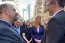 Baranyi Krisztina Karácsonynak: Annyira kell ez a tízmilliárd forint, hogy elárulod érte a kerületeket?