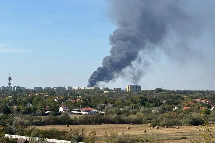 Hatalmas füstfelhő gomolyog, tűz ütött ki a Medikémia szegedi telephelyén