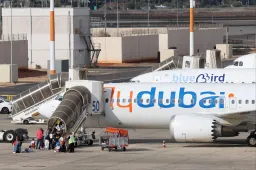 A megszúrt kapitányon múlhatott, hogy a támadó pilóta nem tudott bezárkózni a Flydubai járat fülkéjébe